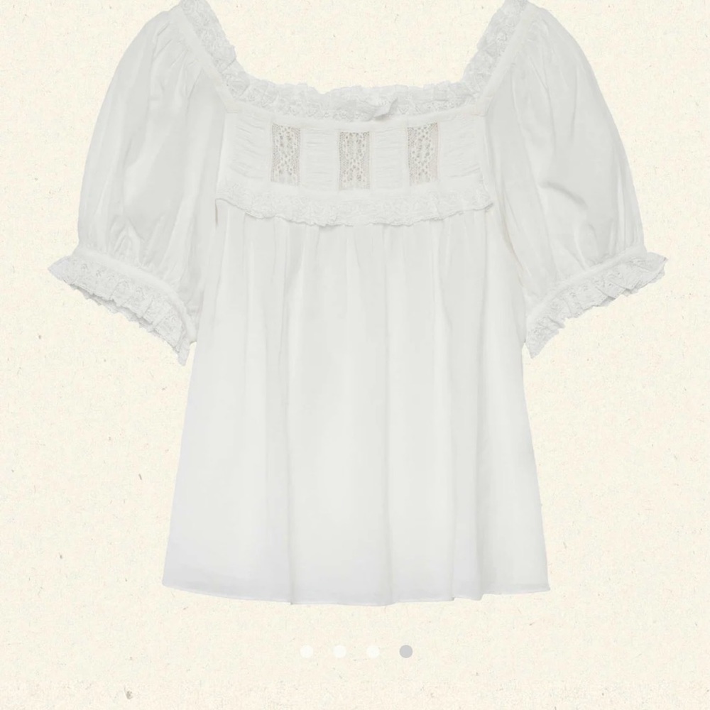 Elegant Cream Women's Top - Picture 2 of 6
